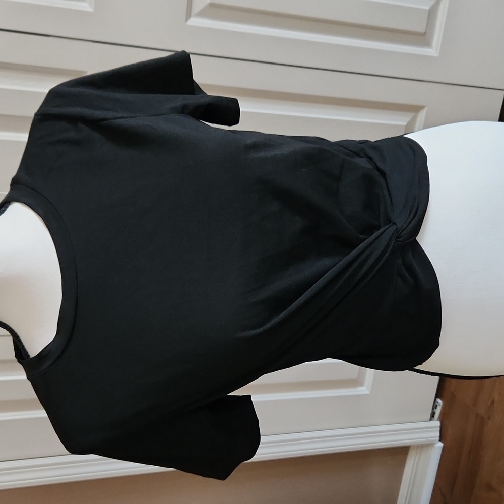 Jinkesi, NWT,  Women's Top,  Short sleeves,  Black,  Size Small